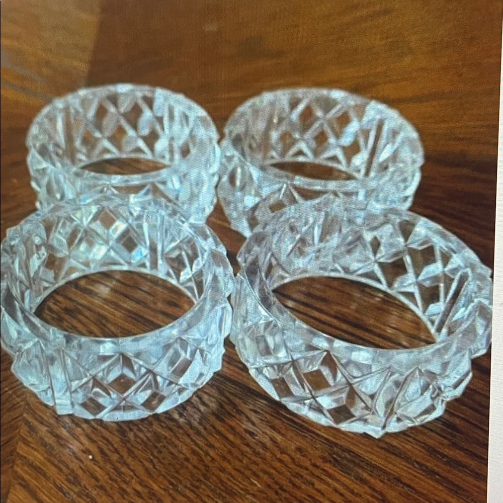 Bundle of 4 clear napkin holders
